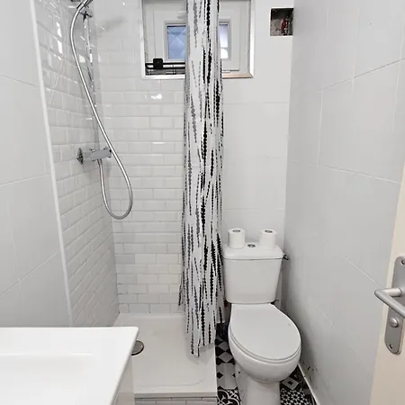 2 Baheux * לה האברה